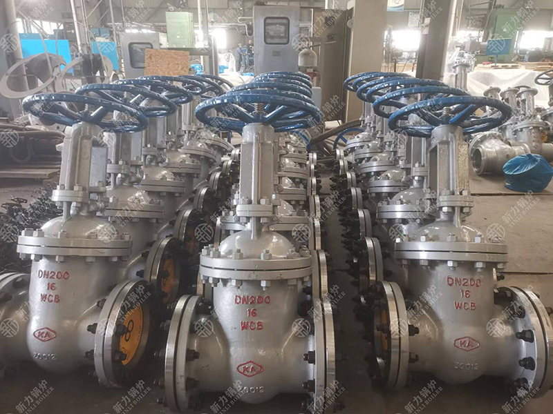 锅炉安全阀是什么，，，，，在锅炉中起着怎么的作用