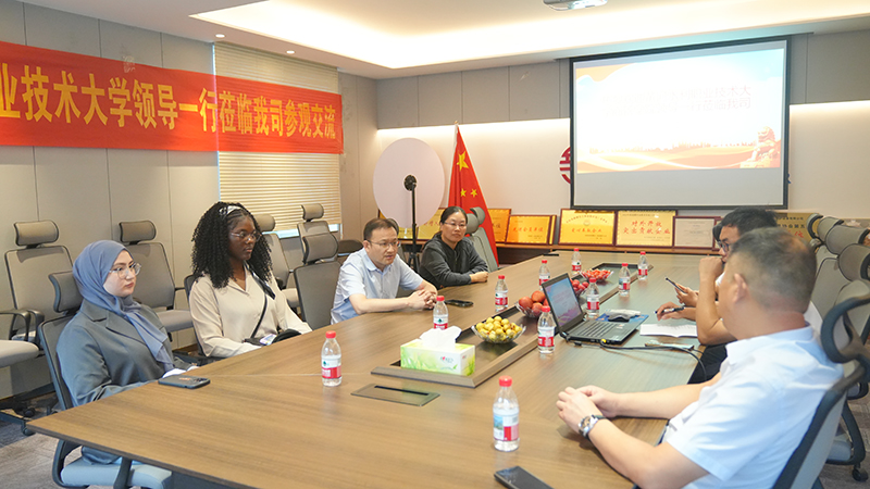 教育遇见工厂，，，，，，，合作点燃将来——一场逾越国界的校企合作新篇章